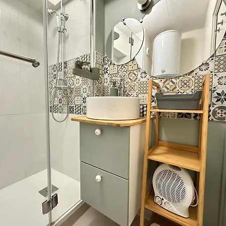 Daire Calme Avec Parking Prive Gratuit Centre Nancy